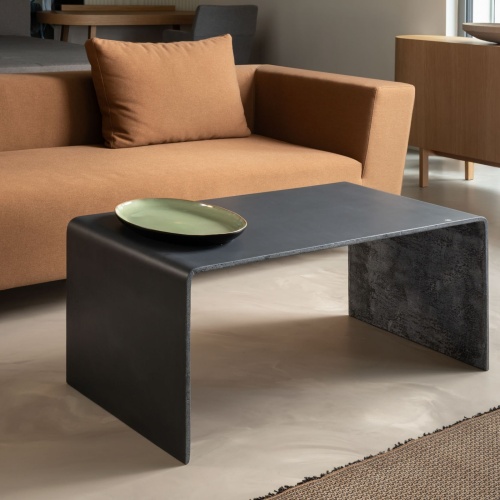 Schwarzer monolithischer Wohnzimmer Beton Couchtisch