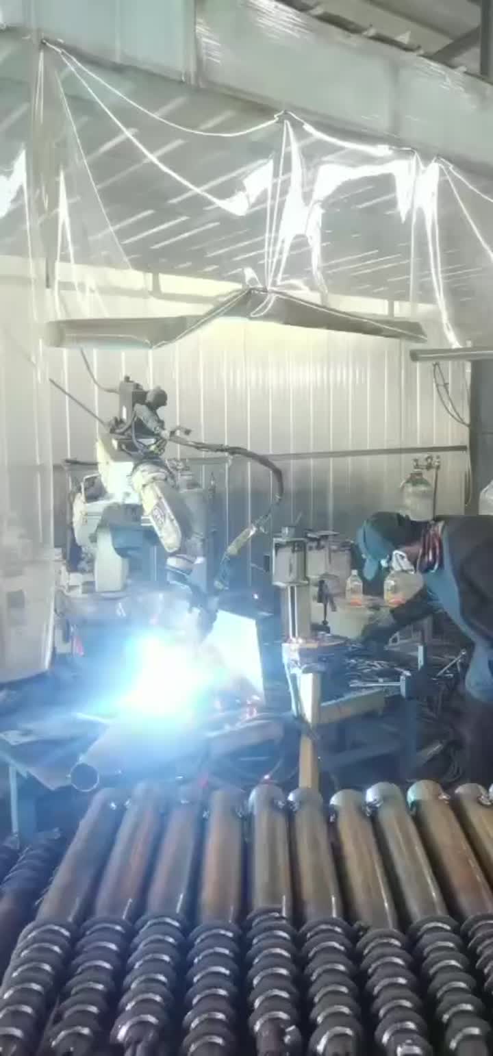 robot welding ground screw.mp4