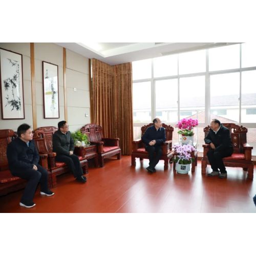 Mayor Bao Ming Visits Liaoyuan, Extending Spring Festival Greetings and Supporting Local Manufacturing
