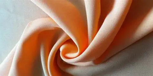 บริษัท สิ่งทอชั้นนำเปิดตัวเส้นใยเคมีรีไซเคิลด้วยการปล่อยก๊าซคาร์บอนไดออกไซด์ลดลง 85%