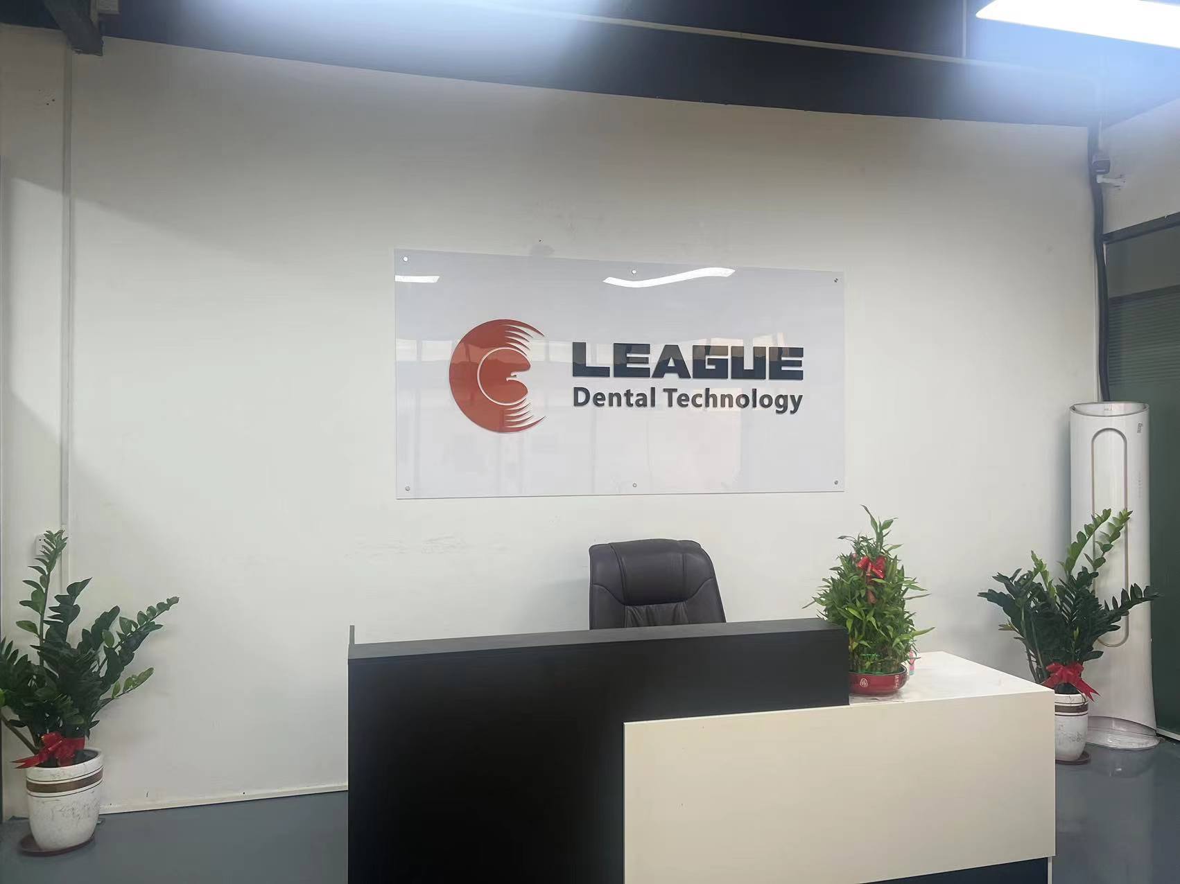 League Dental Lab-Solutions for Outsourcing