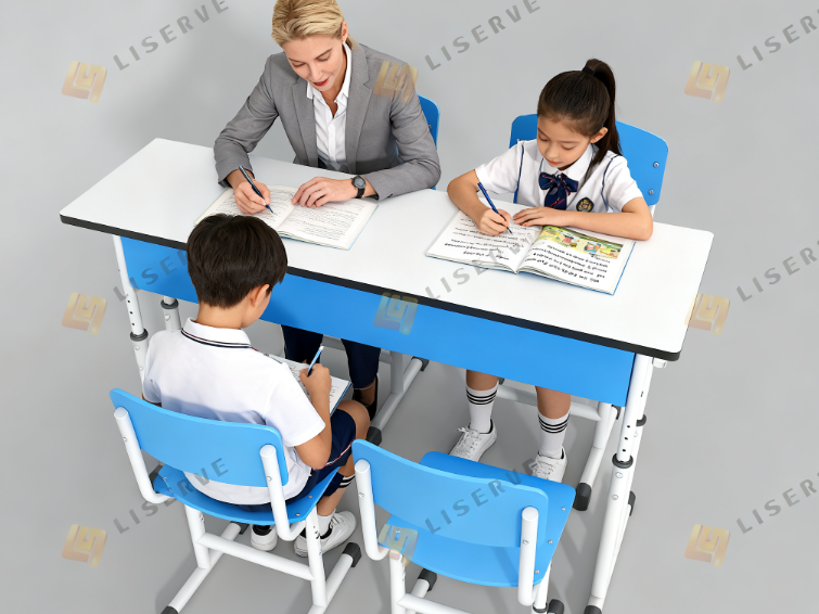 Zhengzhou Liserve: İşbirlikçi ve Bağımsız Öğrenme için Çok Yönlü Çalışma Masaları