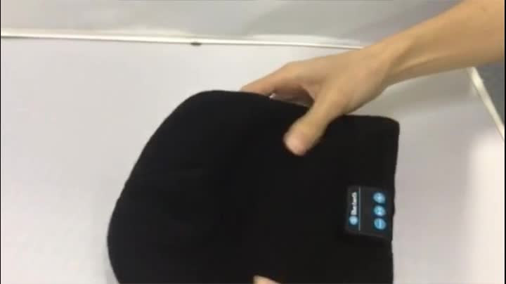 2022 Cappellino da cappello a maglia da maglietta Musica Musica Caldata Calda con cuffia intelligente Donne Blue Deot Cappelli