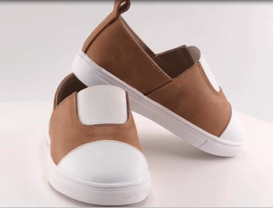 Breathable Children's casual leather shoes for kids