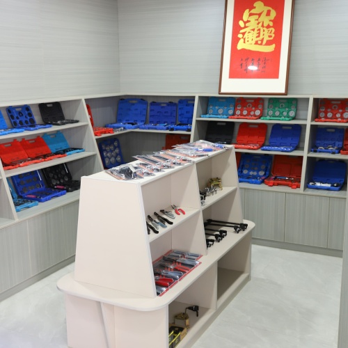 Guangqi للصناعة والتجارة - أدوات إصلاح السيارات الاحترافية والآلات الدقيقة من Yongkang