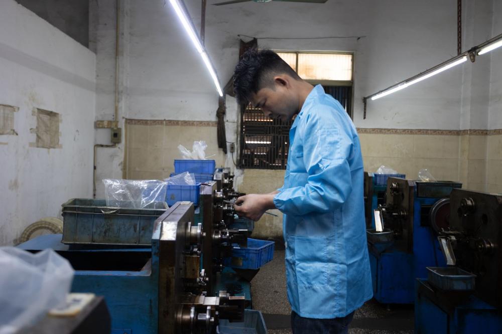 Needle automatic workshop2