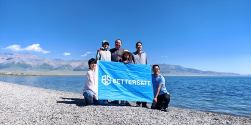 Viagem de formação de equipe Bettersafe | Unidade por trás da fabricação segura premium