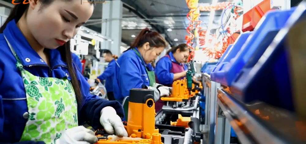 Assembling Line of Ningbo Brace Power Tools Factory (2)