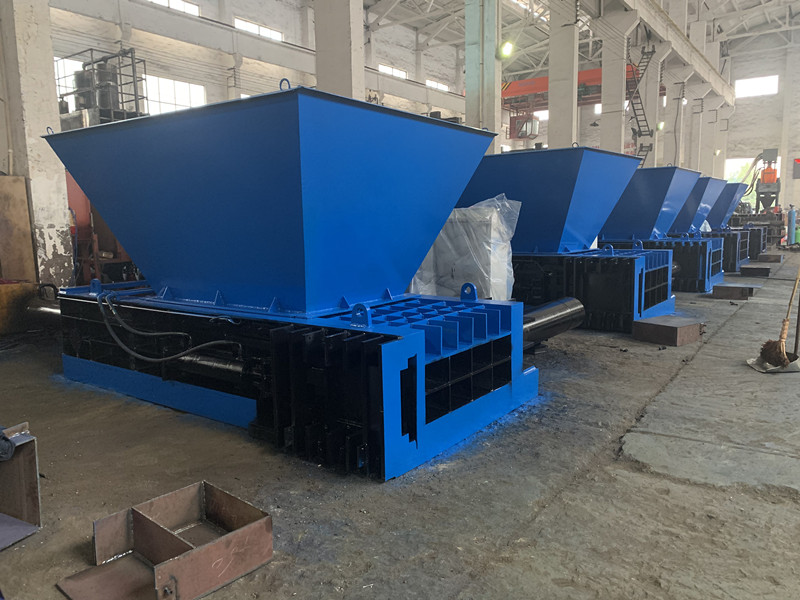 Awtomatikong Hydraulic Cans Baler Machine