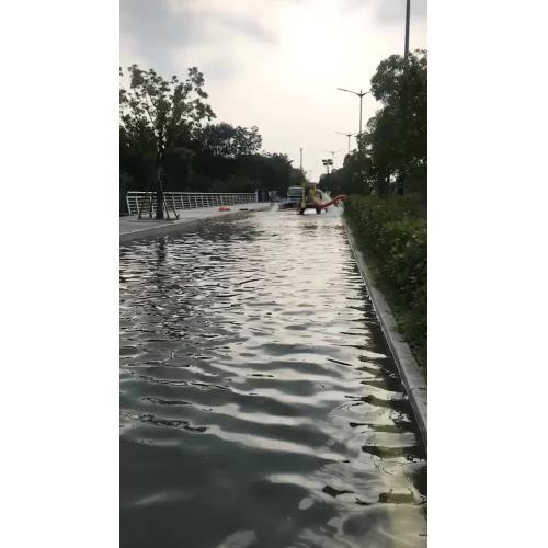 トンネルに洪水障壁が適用されました