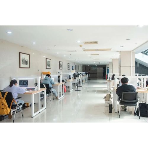 HECOR Office Pods: إنشاء مساحات دراسية غامرة ومركزة للحرم الجامعي!