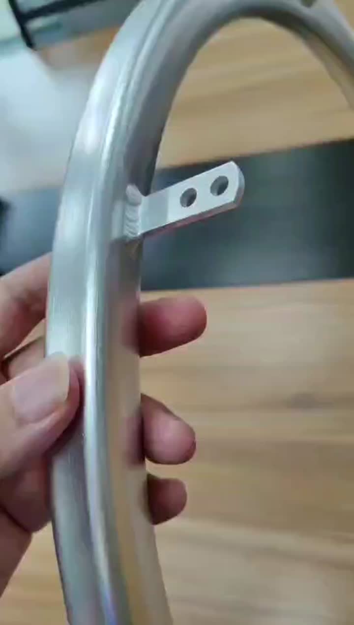 Borda manual de alumínio soldado