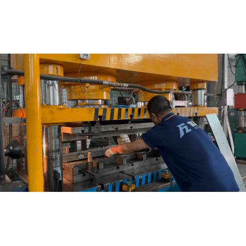 Fuzhen Intelligent Technology renforce sa position mondiale avec des solutions complètes d’outils de construction