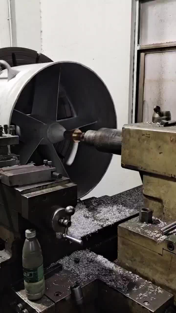 Girando torno de aluminio de fundición