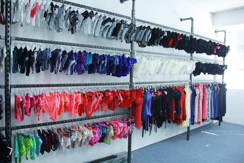 Guangzhou Jiamanqi Apparel Co.,Ltd.