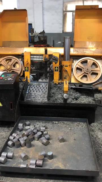 cut stainless steel flange 