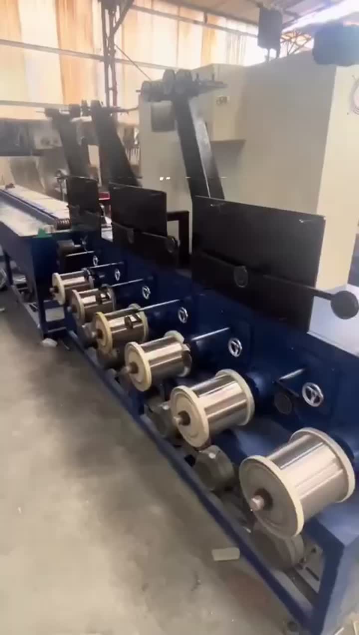 Máquina trefiladora multilínea