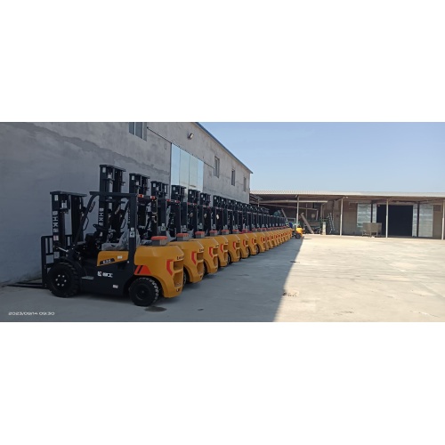 Liugong Brand 3ton Forklift Machine بما فيه الكفاية في الأسهم