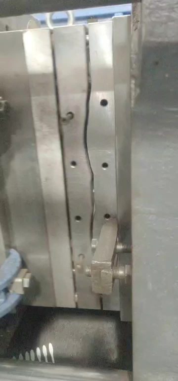 Teethbrush mould testing 