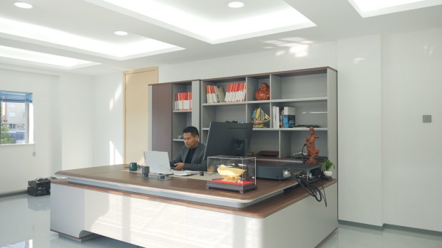 ກ່ຽວ​ກັບ​ພວກ​ເຮົາ