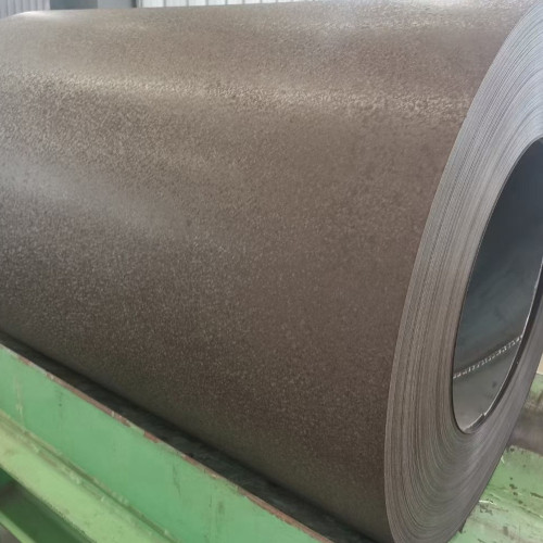 Acier galvanisé prélaqué mat RAL8017 pour clôture