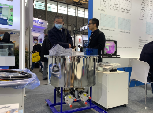 Минхен Светлослојно изложно закључује боурижну жетву и узбуђење се наставља