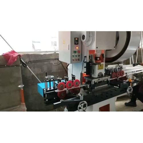 máquina de perfuração