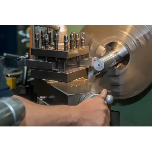 What is the Working Principle of a Lathe Machine?