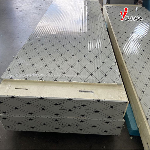 Changzhou Yijing apresenta painel de sala fria de PU de alta eficiência para rápida expansão de armazenamento a frio