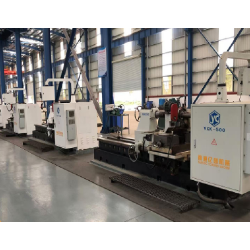 On-site Test of Heavy-duty Roll Lathe for Large Roller Workpieces