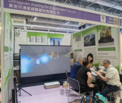 Wir haben im Februar an der Hongkong Show teilgenommen