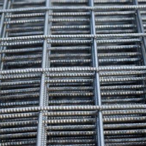 What are the advantages of reinforcing mesh?