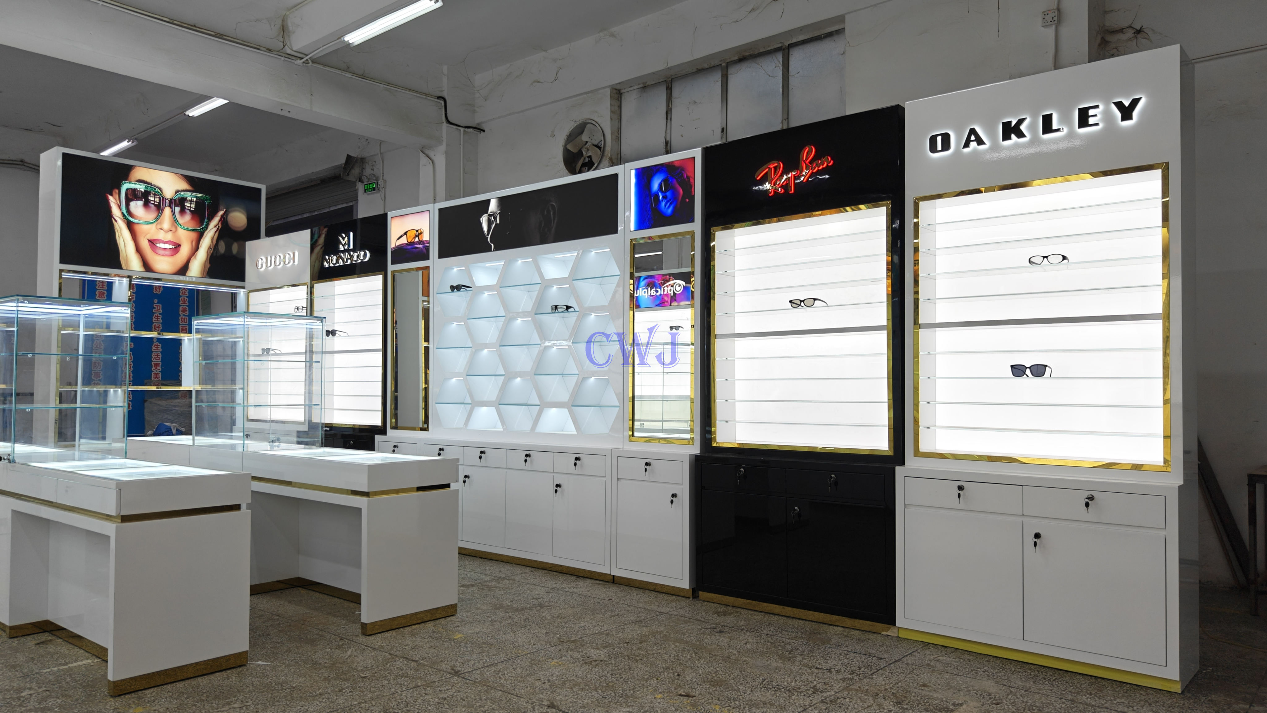 Optical Shop Solution Provider