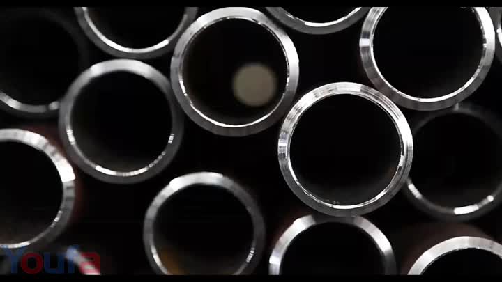 ASTM A53 A106 Round Carbon Pipe Steel Lancar