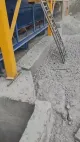 Silo de ciment en vrac vertical dans le ciment
