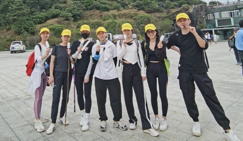 Gofunow Eelectric Scooters and Electric Bikes Supplier Team's Activity Hiking