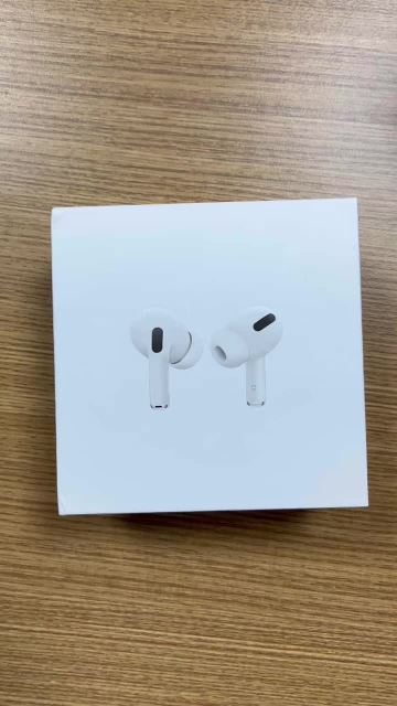 Airpods 4 ANC 2