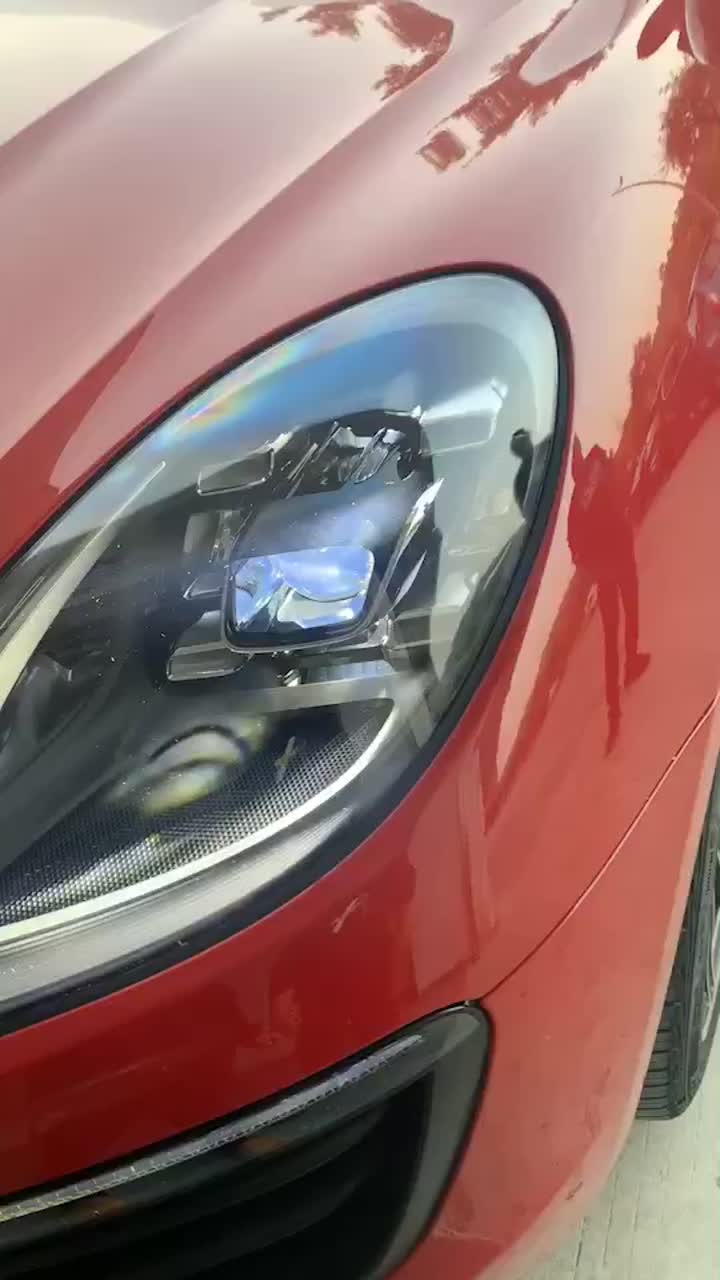 2017 porsche macan headlights