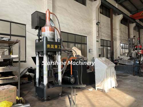 2500 Model Briketting Press für den indischen Stammkunden ist fertig