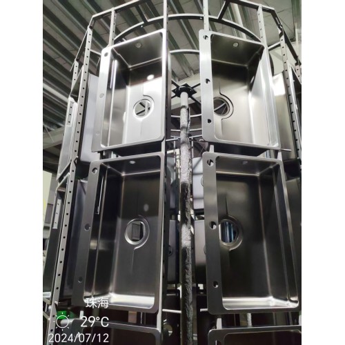 Revolutionizing Kitchen Spaces: PVD Vacuum Coating Transforms Stainless Steel Sinks