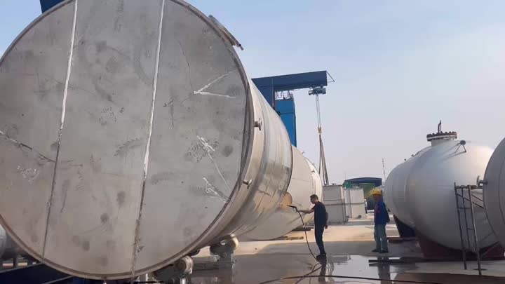 storage tank cleaning