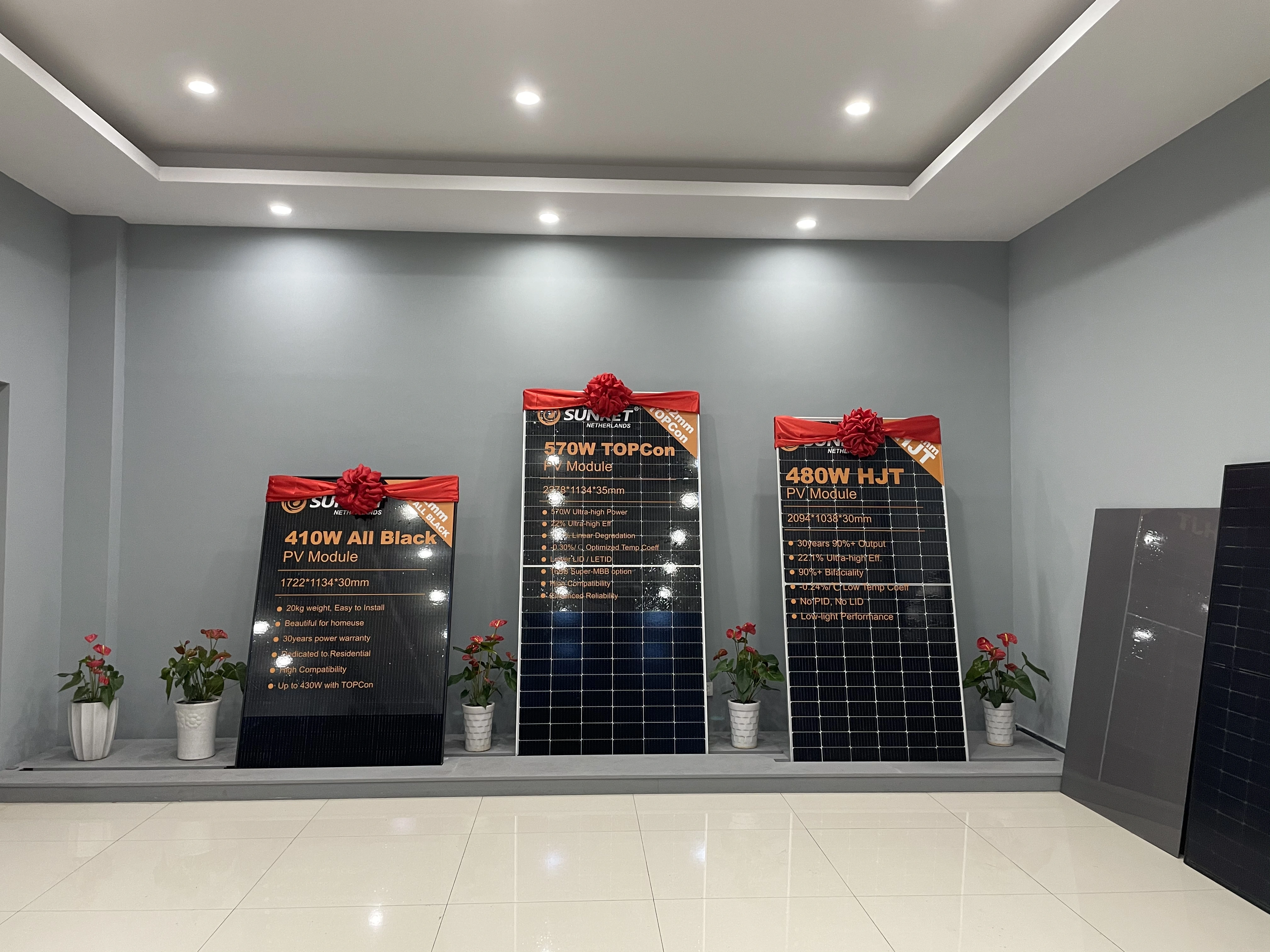 TOPCON 16BB 182mm 108cells Half-cut Solar Panels China