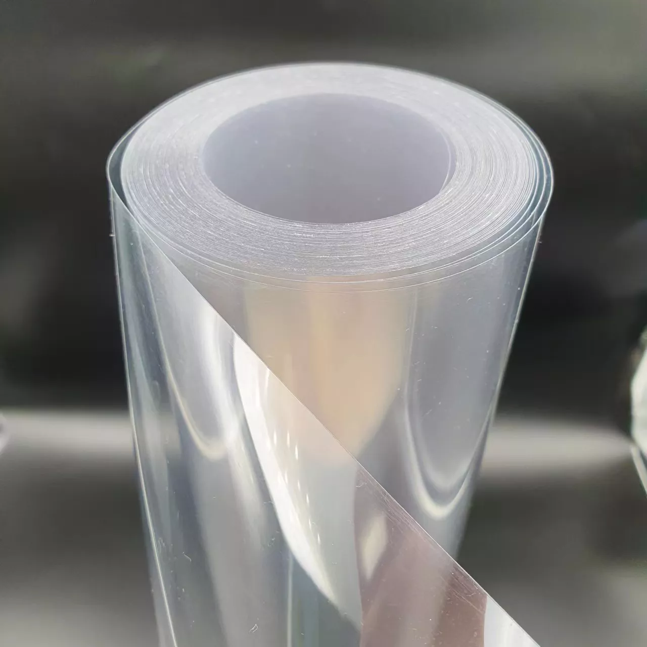 Different properties of the transparent plastic sheet roll