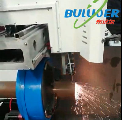 Round pipe fiber laser cutting machine 