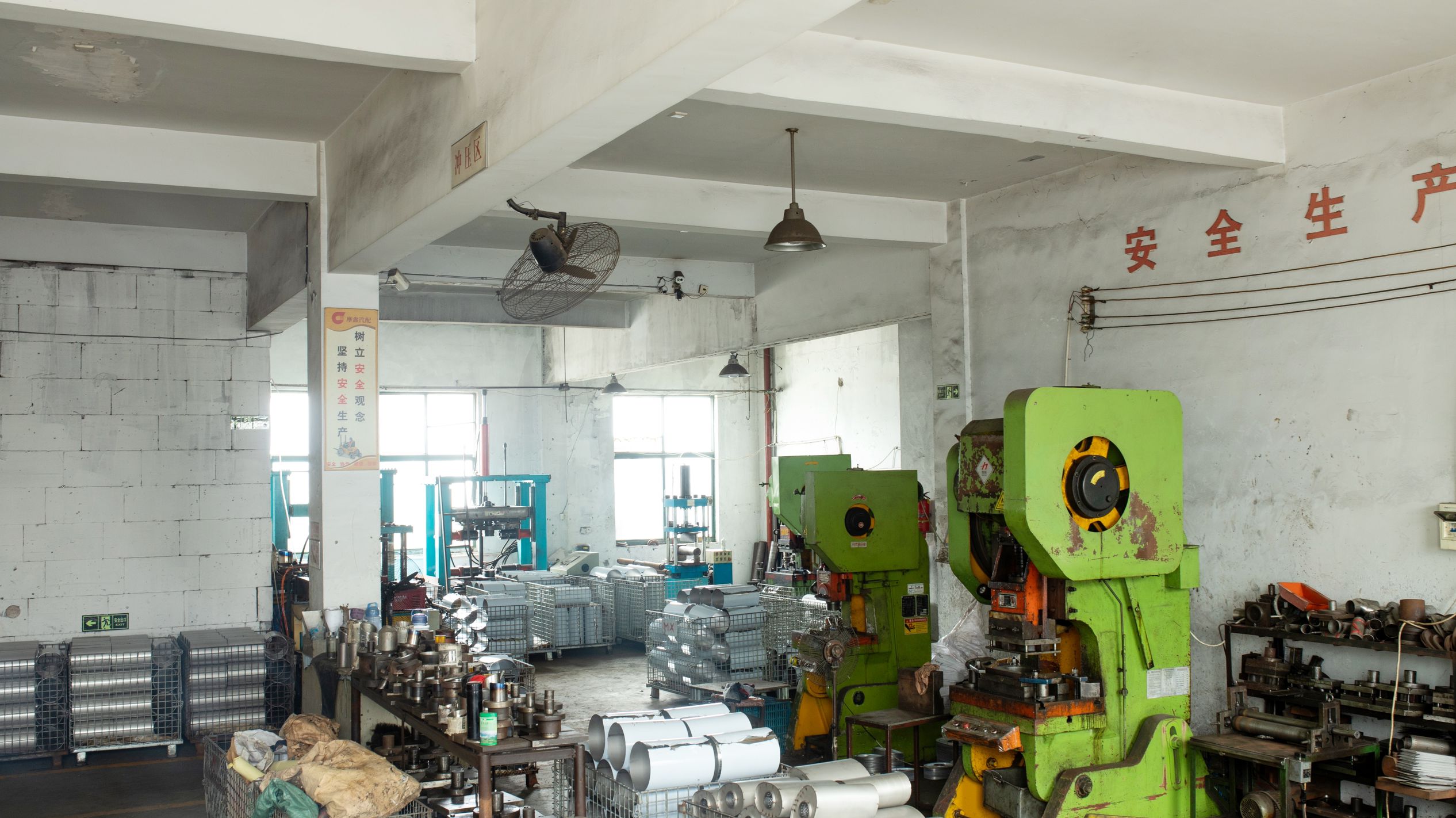 NINGBO YINZHOU M-OX AUTO PARTS
