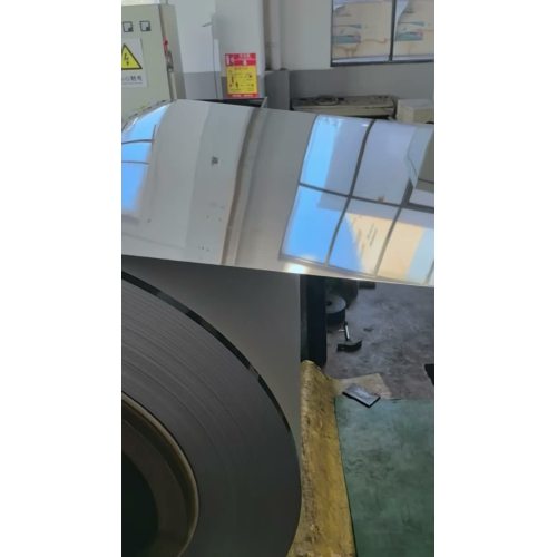 Acabamento espelhado em rolo completo em aço inoxidável nº 4