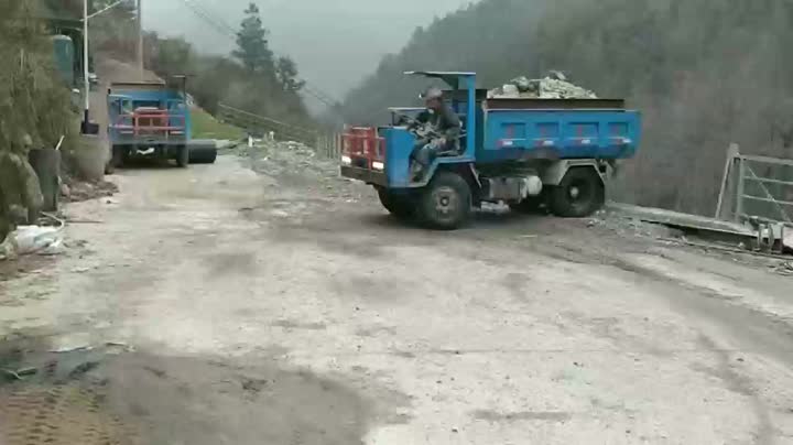 B803947FB561B704818EDDEF2E2F437