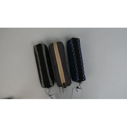 Exhibición del estuche de lápices