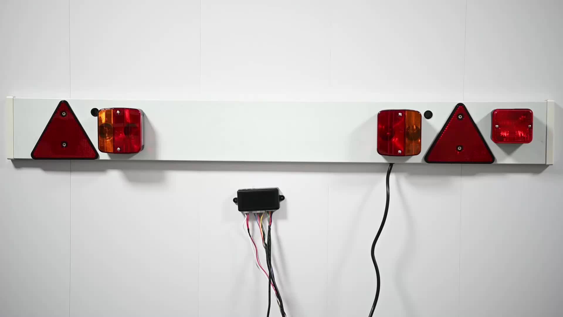 KS16-125 didara to gaju 7pin / 13pin Totbar Traler tratbar Wiring Awọn ohun elo Iṣakoso Module1