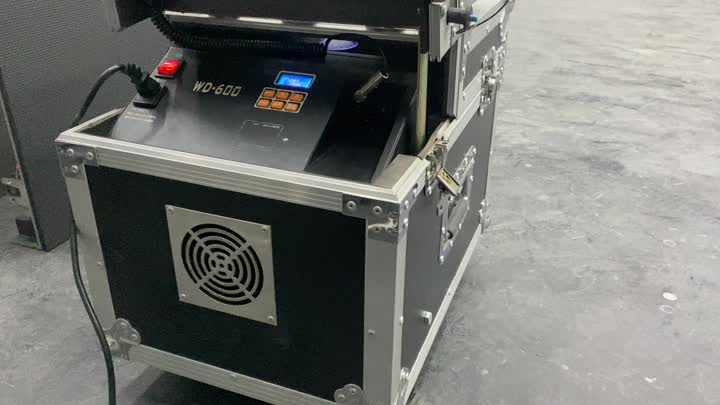 600W Dunstmaschine